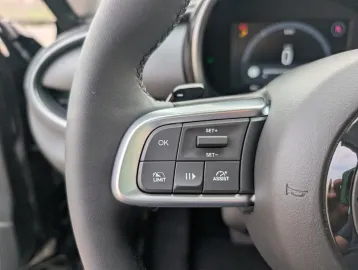 Car image 29
