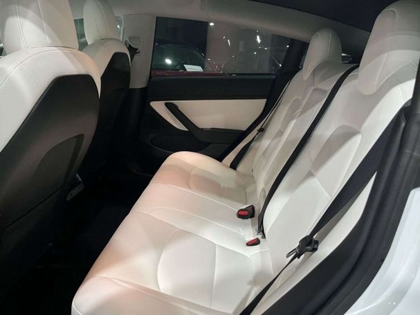 Tesla Model 3 Plus 239 kW image number 22