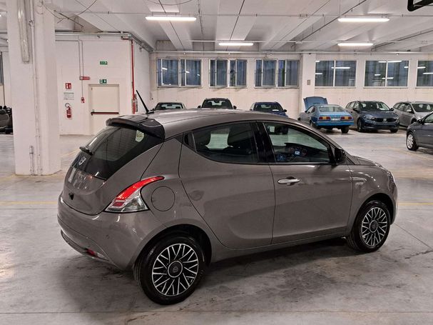 Lancia Ypsilon 51 kW image number 2