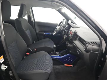 Car image 32