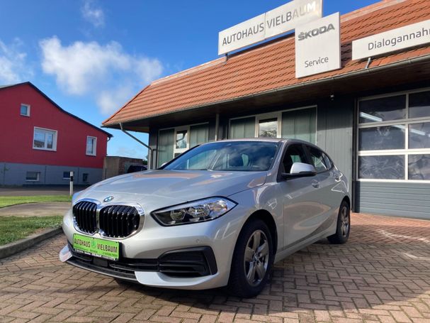 BMW 118i Advantage 103 kW image number 1