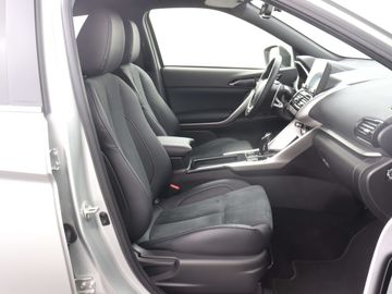 Car image 30