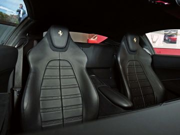 Car image 28