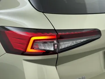 Car image 35