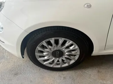 Car image 19
