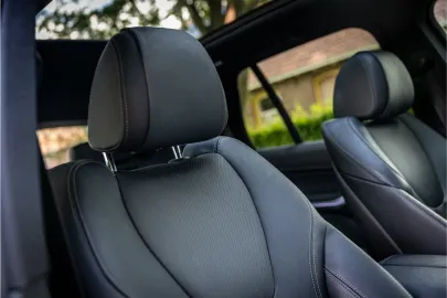 Car image 31
