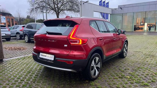 Volvo XC40 T4 155 kW image number 7