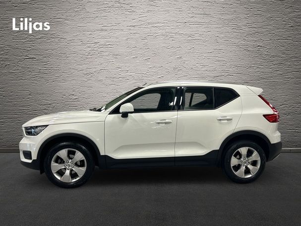 Volvo XC40 T3 Momentum 120 kW image number 3