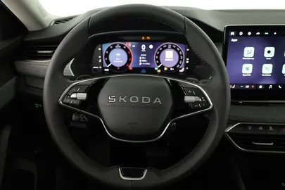 Car image 30