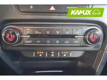 Car image 29