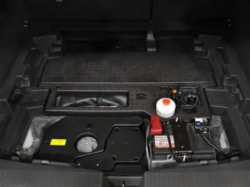 Car image 38