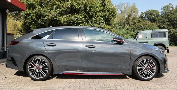 Kia ProCeed GT 150 kW image number 8