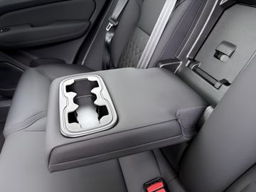 Car image 48