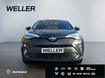 Car image 3