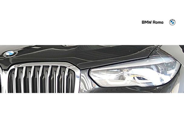 BMW X5 xDrive30d xLine 195 kW image number 3