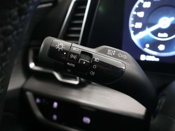 Car image 33