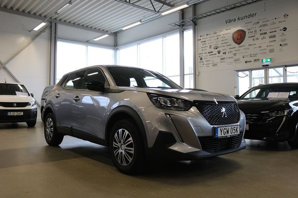 Peugeot 2008 PureTech 130 96 kW image number 2