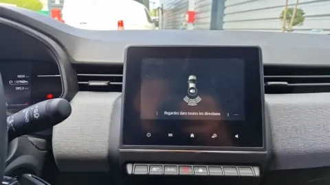Car image 22