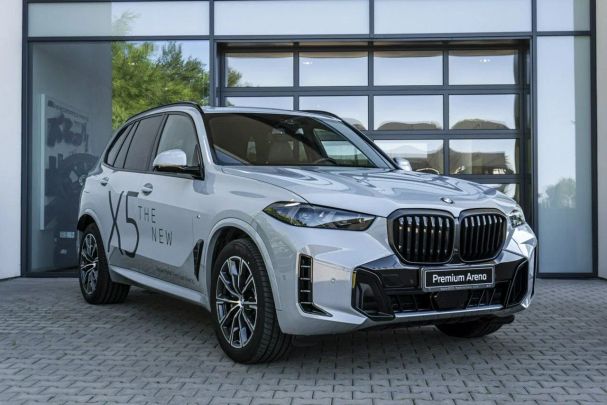 BMW X5 xDrive 219 kW image number 6