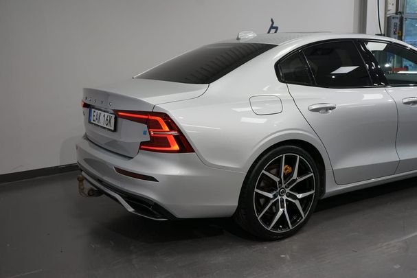 Volvo S60 T8 Polestar R AWD Recharge 302 kW image number 2