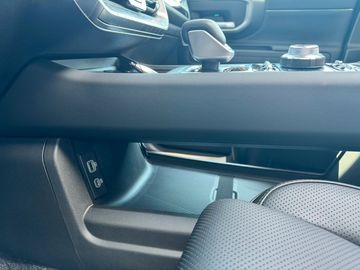 Car image 48