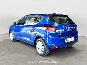 Car image 2