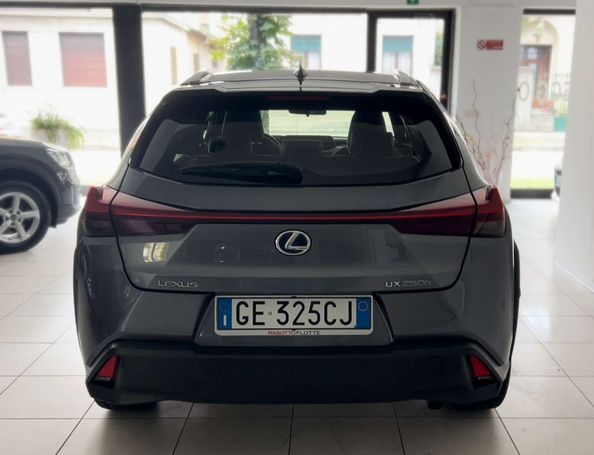 Lexus UX 250h 107 kW image number 5