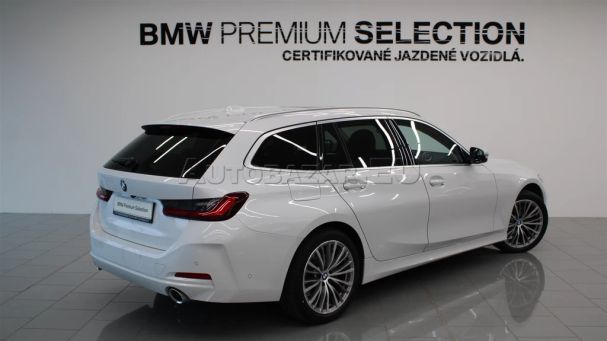 BMW 320d Touring xDrive 140 kW image number 1