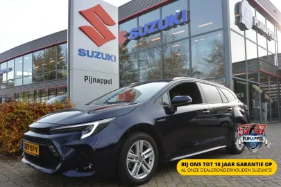 Car image 2