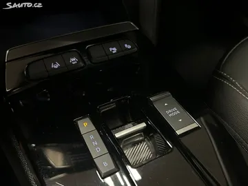 Car image 49