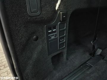 Car image 39