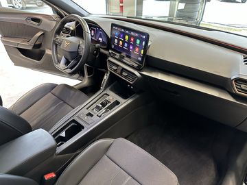 Car image 30