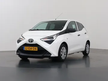 Car image 33