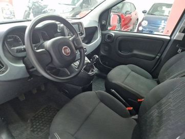 Car image 11