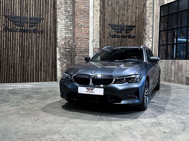 BMW 330e Touring Sport Line 215 kW image number 6