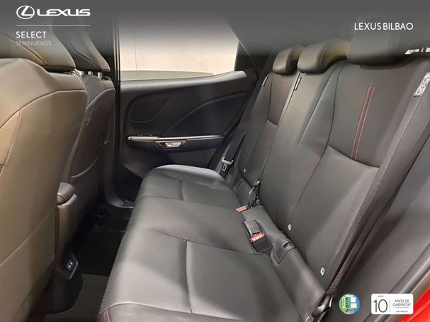 Lexus LBX Emotion 100 kW image number 16