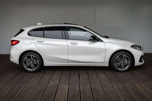 BMW 118i Sport Line 100 kW image number 3