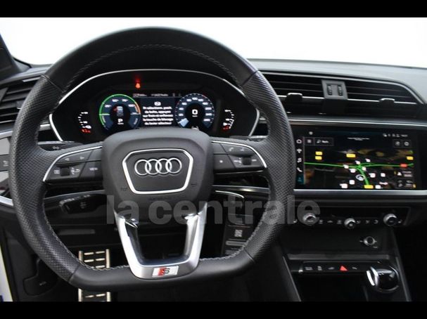 Audi Q3 1.4 TFSIe S tronic S-line 180 kW image number 16