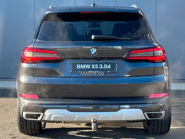 BMW X5 xDrive 195 kW image number 4