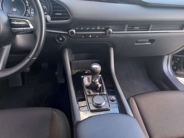 Car image 31