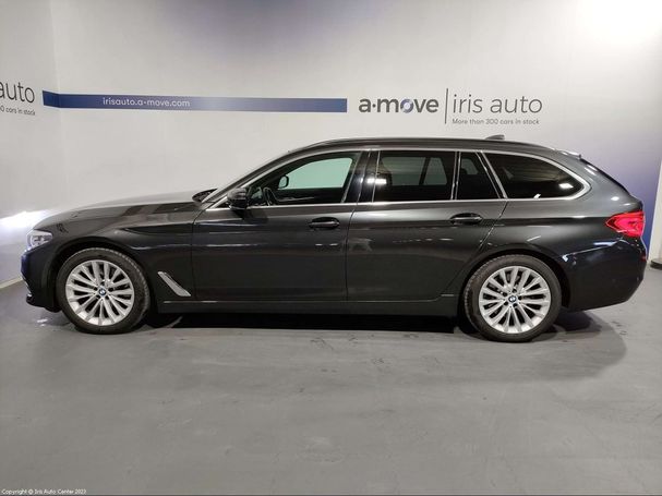 BMW 520i Touring Luxury Line 135 kW image number 4