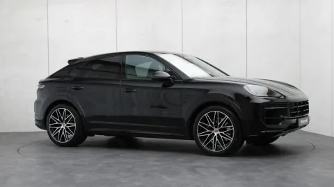 Car image 38