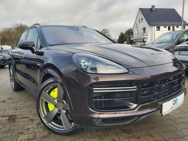 Porsche Cayenne Turbo S 500 kW image number 2