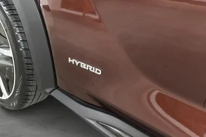 Car image 25