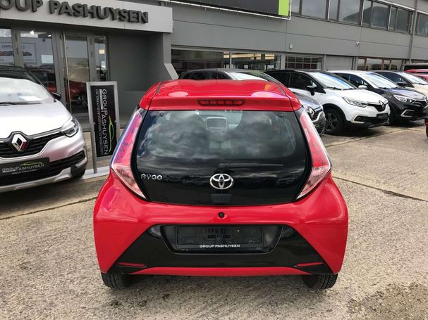 Toyota Aygo 51 kW image number 6