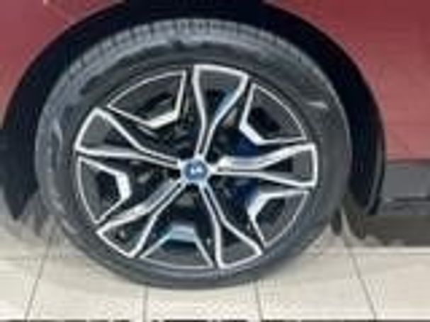 BMW iX xDrive50 385 kW image number 7