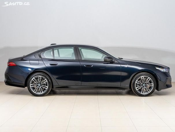 BMW 520d xDrive 145 kW image number 12