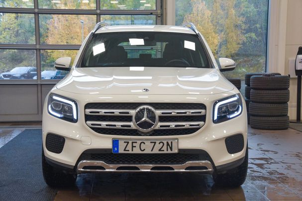 Mercedes-Benz GLB 200 121 kW image number 3