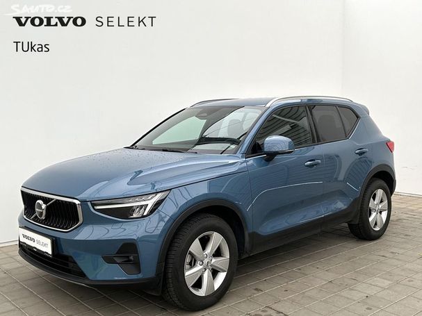 Volvo XC40 B3 Core 120 kW image number 1