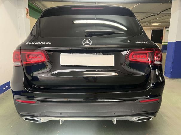 Mercedes-Benz GLC 300 e 4Matic 9G-Tronic 235 kW image number 6